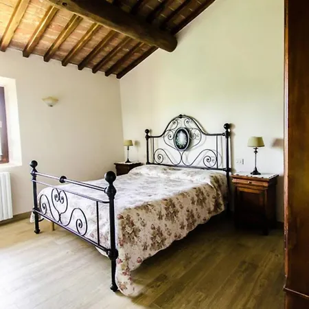 Farm stay La Castellina